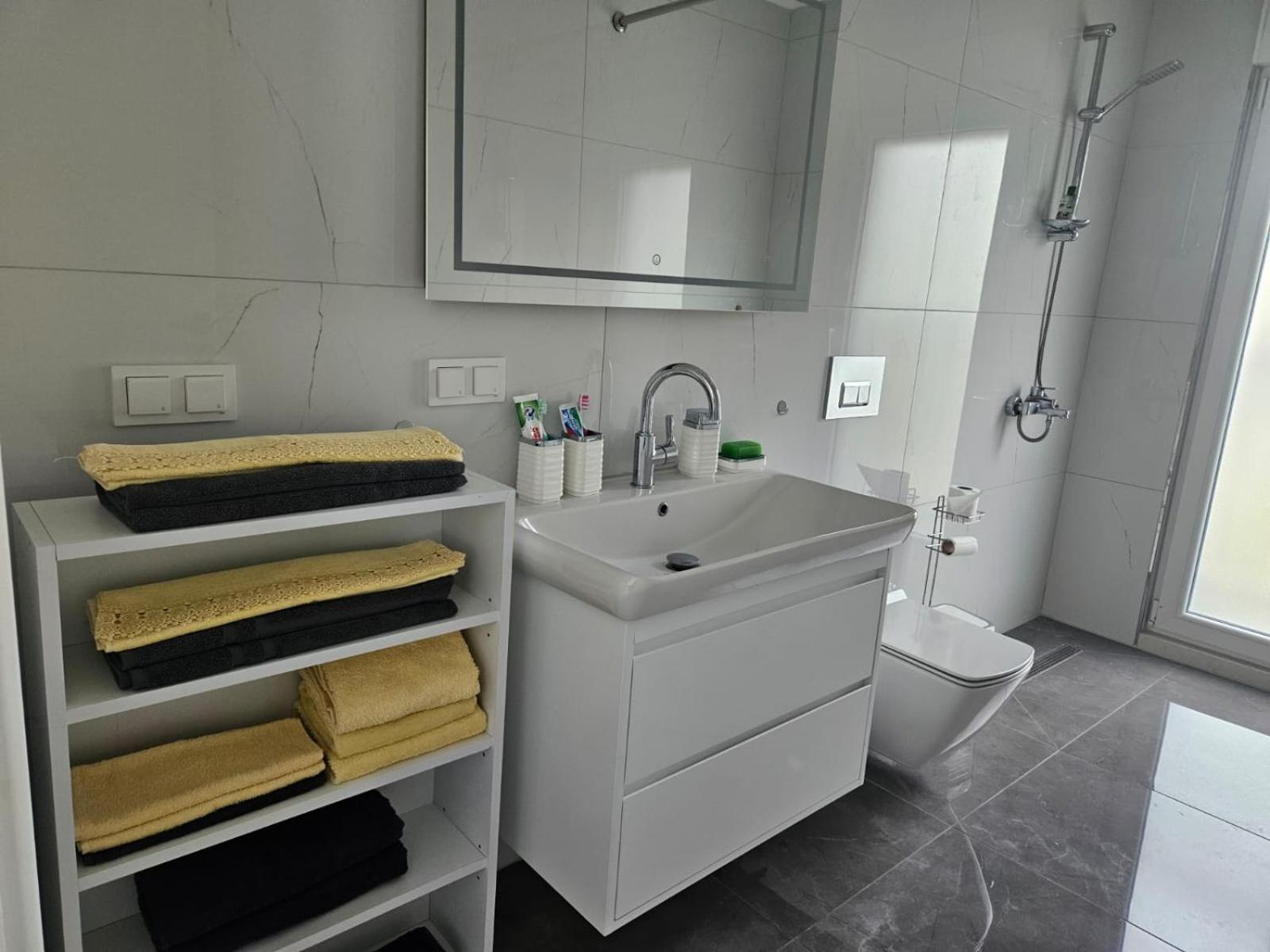 Modern Apartment In Very Quiet Location In Darica, Istanbul Exterior foto