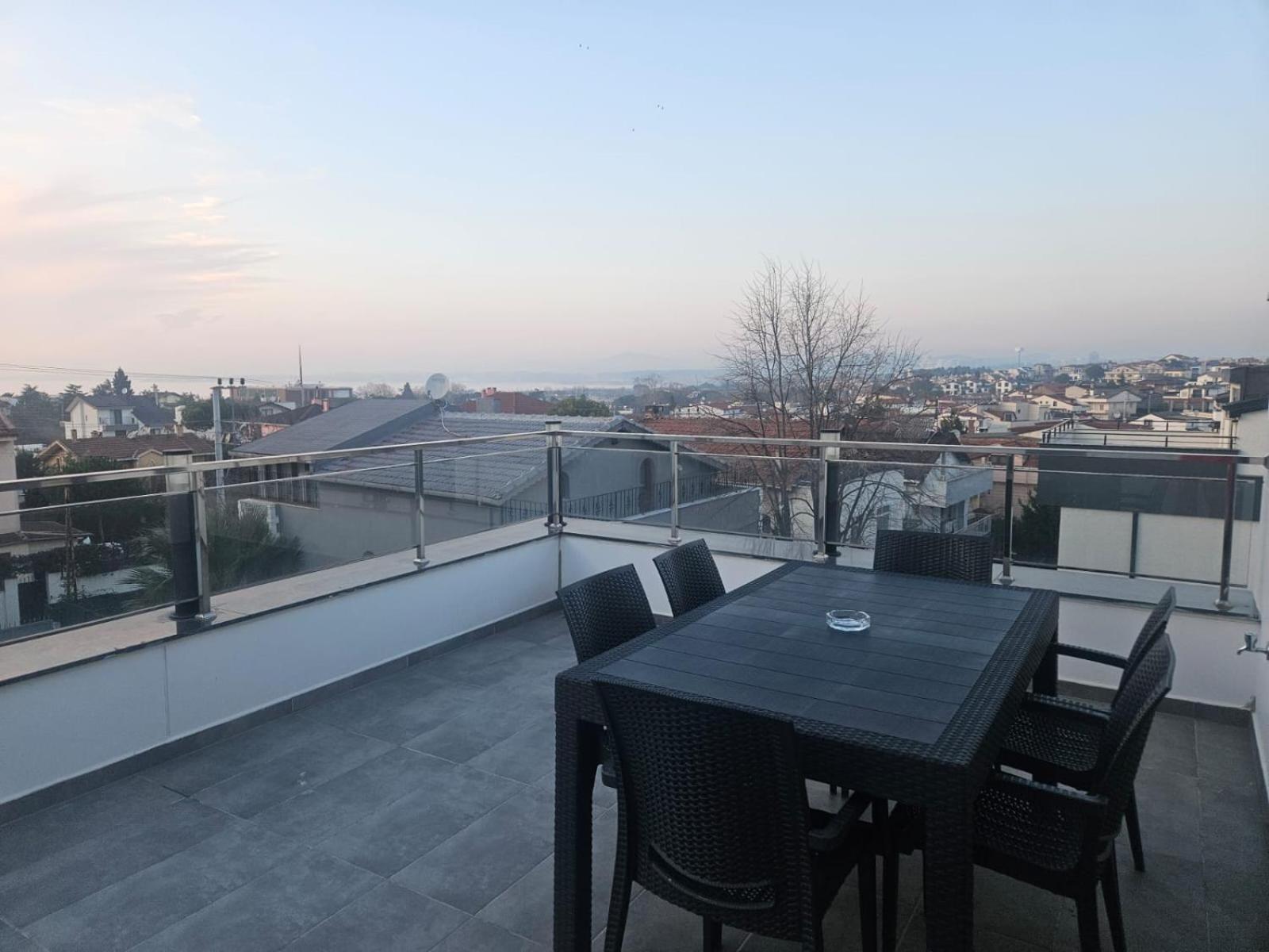 Modern Apartment In Very Quiet Location In Darica, Istanbul Exterior foto